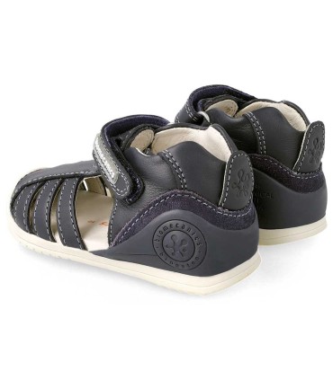 Biomecanics sandalia cerrada azul marino