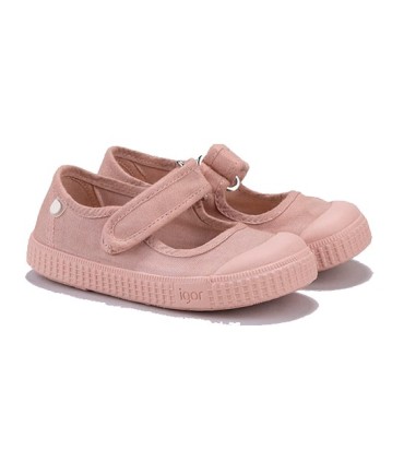 Lona Igor Irene Maquillaje