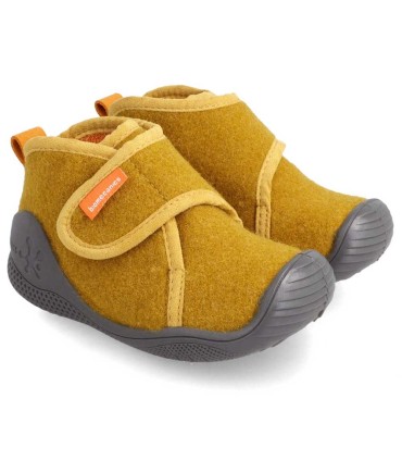 Zapatilla Biomecanics Mostaza