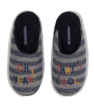 Chinela Ysabel Mora Oh Yeah