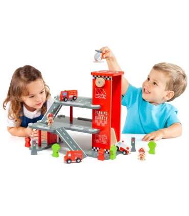 Gran Parking De Madera Moltó