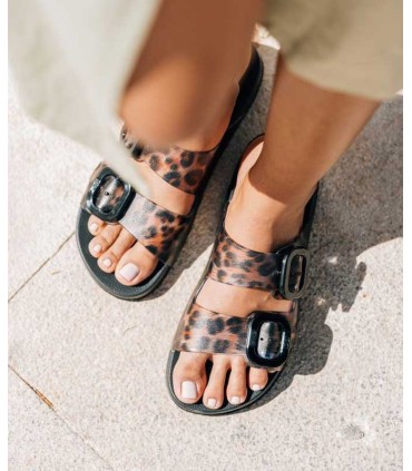 Sandalia Igor Habana Brillo Leo Negro