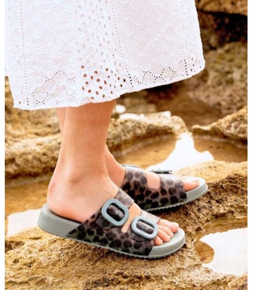 Sandalia Igor Habana Brillo Leo Verde